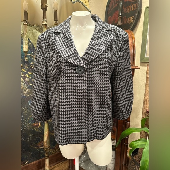 EUC East 5th Black & Grey Cropped Houndstooth Blazer Jacket Women’s - Picture 1 of 6